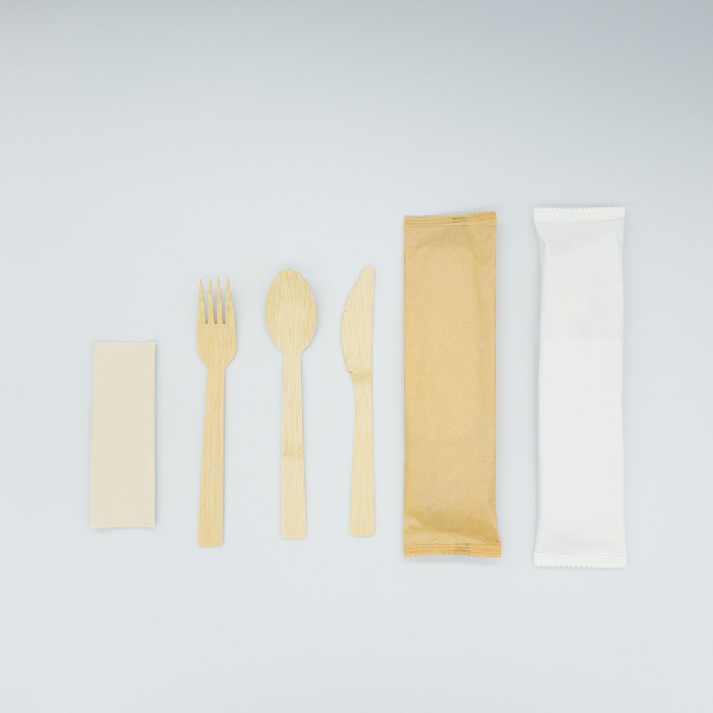 bamboo tableware, knives, forks, spoons, environmentally friendly and easily degradable, 100 pieces/pack bamboo tableware, knives, forks, spoons, environmentally friendly and easily degradable, 100 pieces/pack